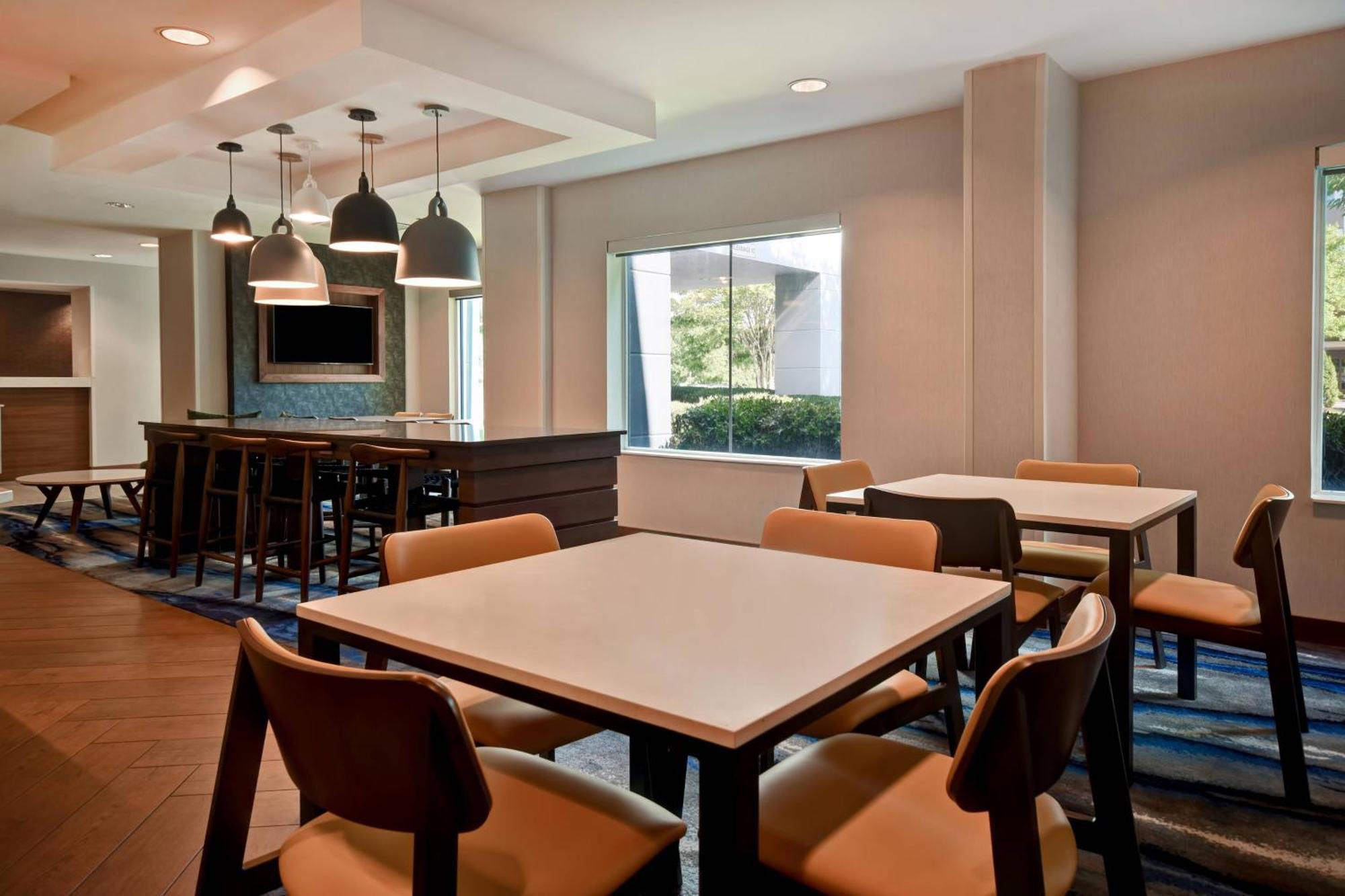Fairfield Inn & Suites By Marriott Atlanta Kennesaw Exterior foto